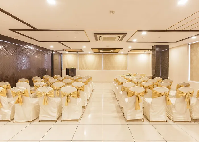 Mango Hotels Iti Circle